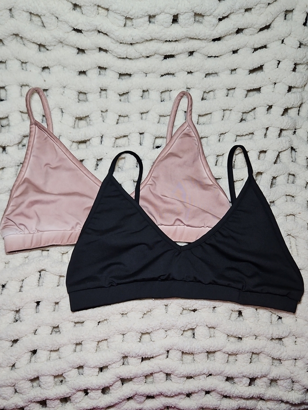 POL Dual-Pack Soft Triangle Bralettes in Black and Blush Pink Small New